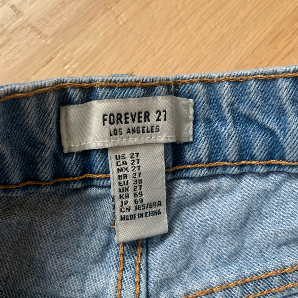 Forever 21 Denim Shorts - Picture 3 of 3